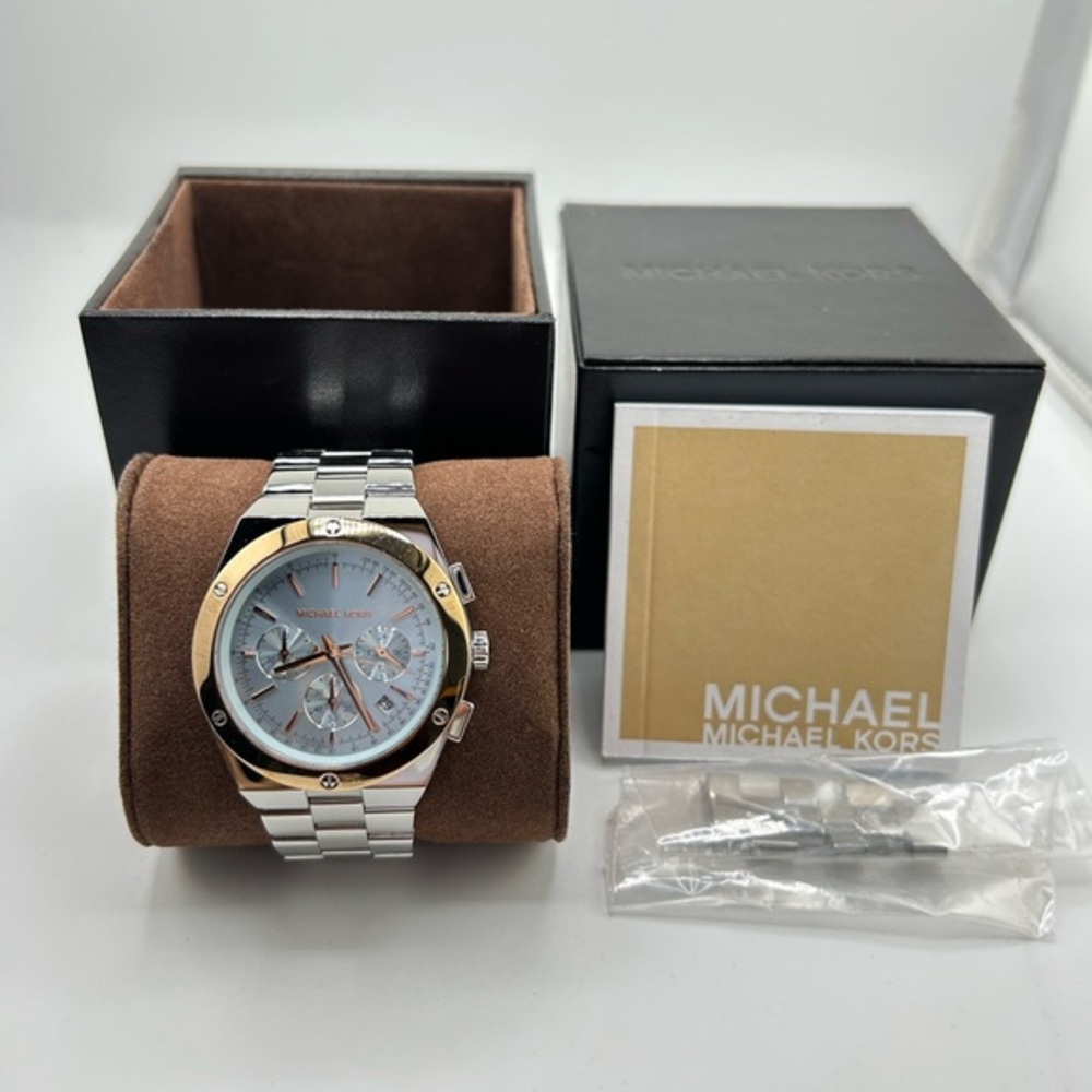 Michael Kors reagan Silver and Gold Chronograph Watch 6079 new battery - Picture 1 of 7